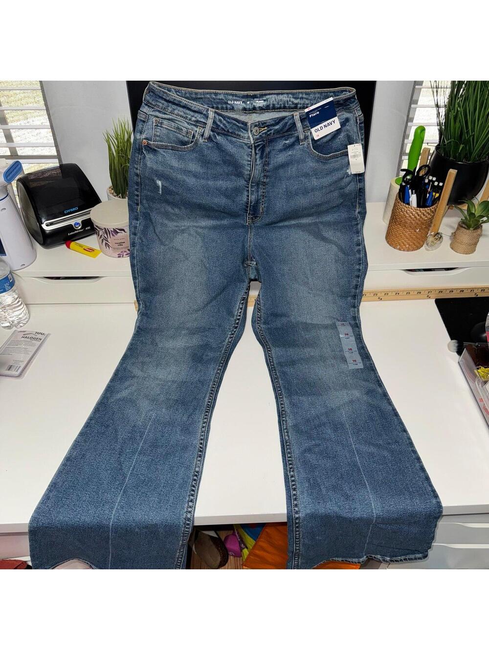 Old Navy Higher High-Rise Flare Jeans medium blue denim wash